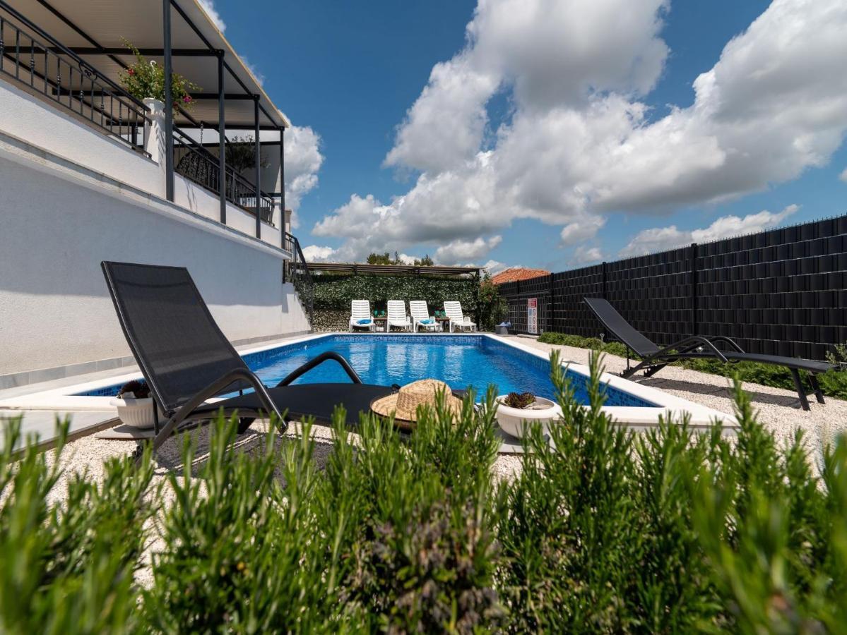 Scenic Sea View,Three Bedroom Villa With Pool Trogir Exterior foto
